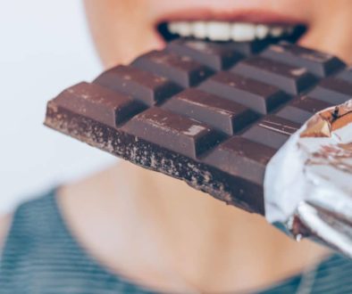 Dark chocolate and oral health