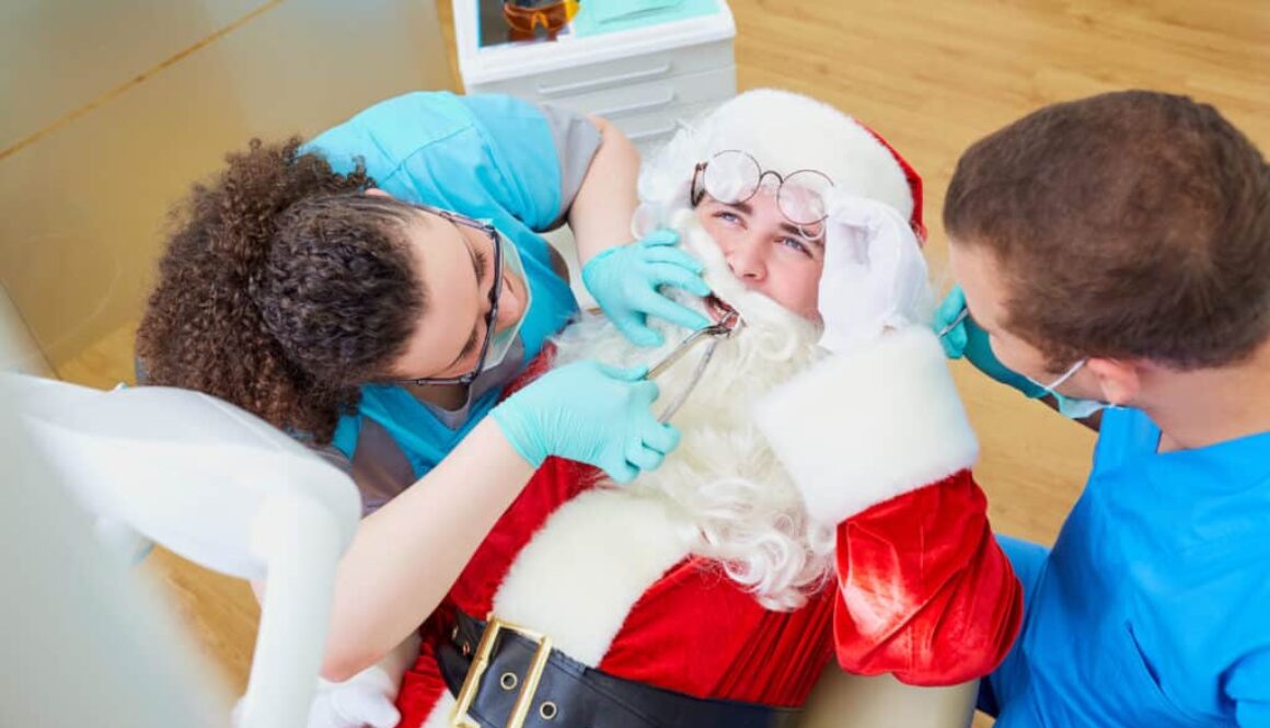what-to-do-when-you-have-a-dental-emergency-over-the-holidays