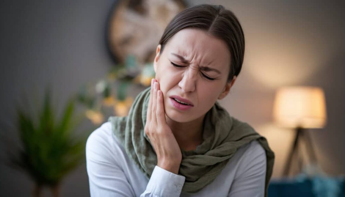 wisdom-teeth-when-to-remove-them-at-young-family-dental-highland